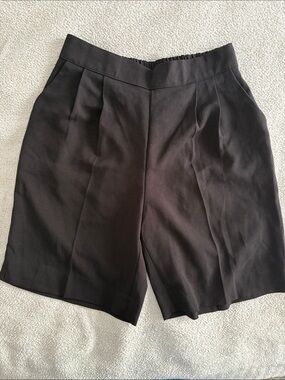 OAK + FORT Black Tailored Pleat-Front Bermuda Shorts